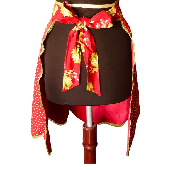 Vintage Holiday Apron - Picture 3 of 10